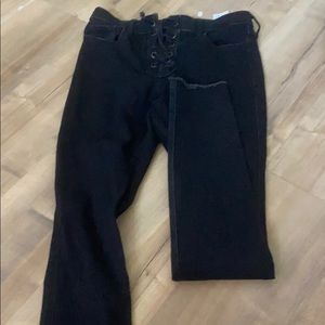 Black skinny jeans